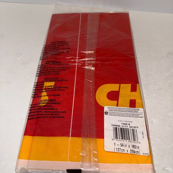 Officially Licenced NFL Football Kansas City Chiefs 2 Tablecovers 54in x 102in - Picture 7 of 8